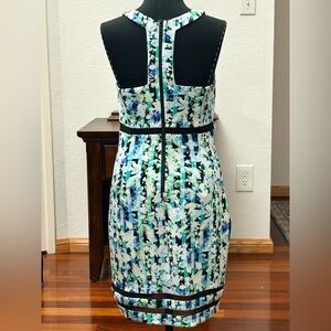 GUESS DRESS NWOT GORGEOUS VIBRANT COLORS WOMEN SIZE 6 NEVER WORN SEE PICS
